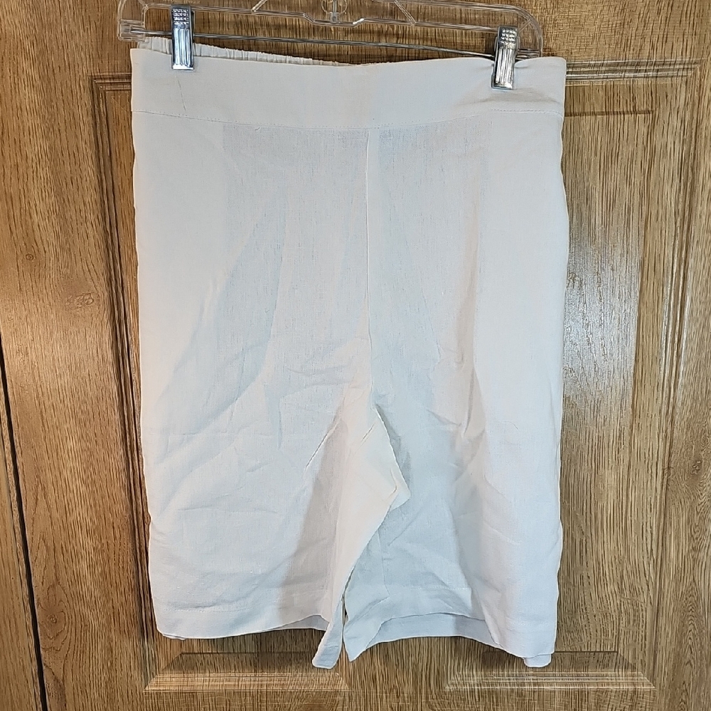Serengeti Women's Light Beige Shorts - Picture 1 of 5